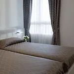 Expo Milan Szálloda 3*