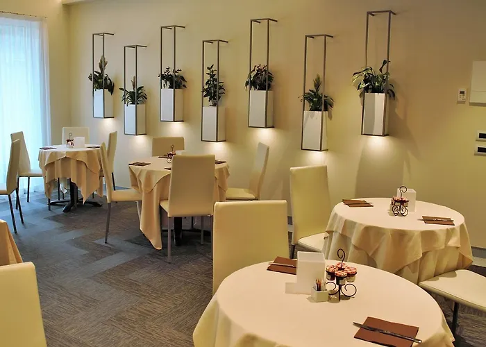 Hotel Expo Milan 3*