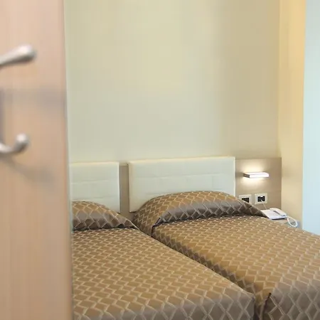 Szálloda Expo Milan 3*